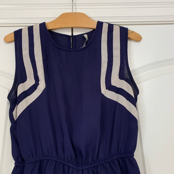 ❤️Paper Crane Blouse Navy Cream Sleeveless M - Picture 2 of 6